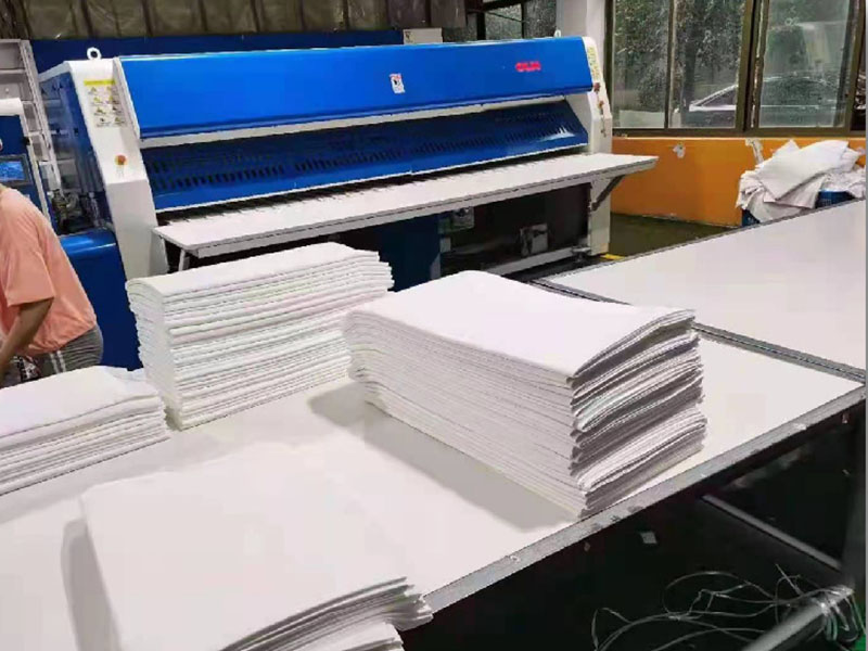 蠡高速熨烫机-01